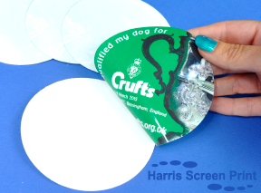 Qualifiers can show off their entry into Crufts 2015 with car stickers!